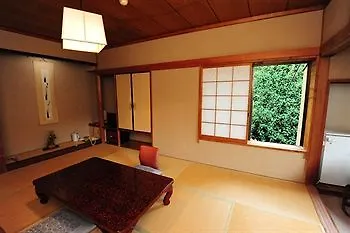 Kaiseki Ryokan Ashikari Yugawara