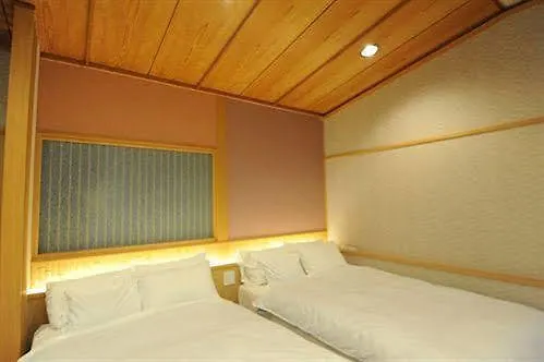 Kaiseki Ryokan Ashikari Yugawara